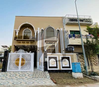 5 Marla family House available for Sale in block EE Citi housing Gujranwala