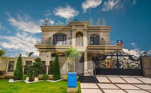 House Sized 1 Kanal Is Available For sale In DHA Phase 8 - Block V