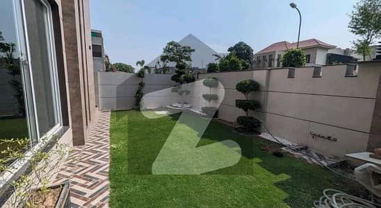 ڈی ایچ اے فیز 6 - بلاک ایف فیز 6,ڈیفنس (ڈی ایچ اے),لاہور میں 5 کمروں کا 1 کنال مکان 13.75 کروڑ میں برائے فروخت۔