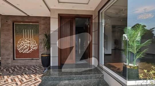 ڈی ایچ اے فیز 6 - بلاک ایف فیز 6,ڈیفنس (ڈی ایچ اے),لاہور میں 5 کمروں کا 1 کنال مکان 13.75 کروڑ میں برائے فروخت۔