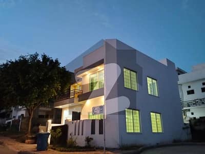Rare 5 Marla Corner House for Sale | Prime Sector H, Bahria Enclave