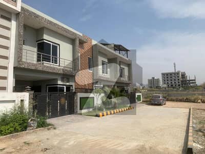 بی ۔ 17 اسلام آباد میں 4 کمروں کا 5 مرلہ مکان 1.92 کروڑ میں برائے فروخت۔