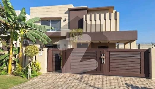 House In DHA Phase 7 - Block Z For Sale