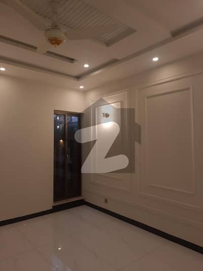 Valencia Brand New Most Beautiful And Modern Kanal House