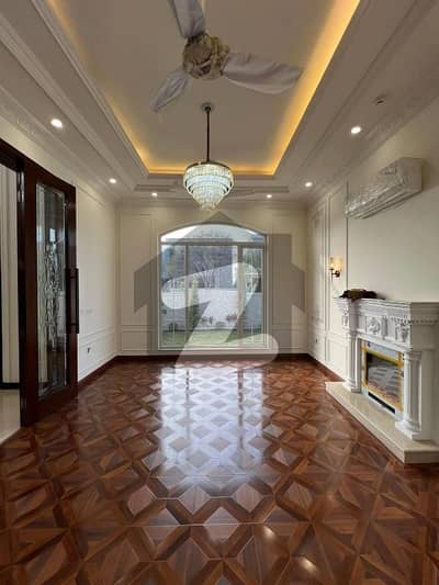 A Stunning Lower Portion Is Up For Grabs In Top City 1 Top City 1