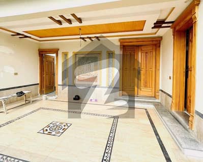 Jubilee Town 10 Marla Modern House Available For Rent