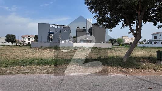 Exclusive Deal: 1 Kanal Pair Plots (394 & 416-H) Phase 06 For Sale