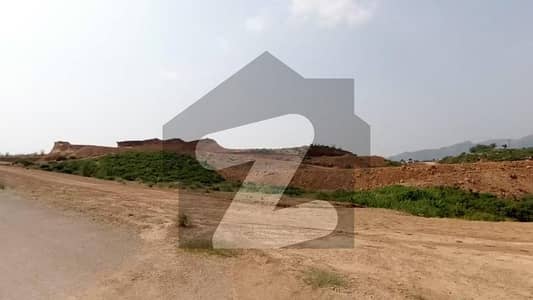 Avail Yourself A Great 1 Kanal Residential Plot In C-16