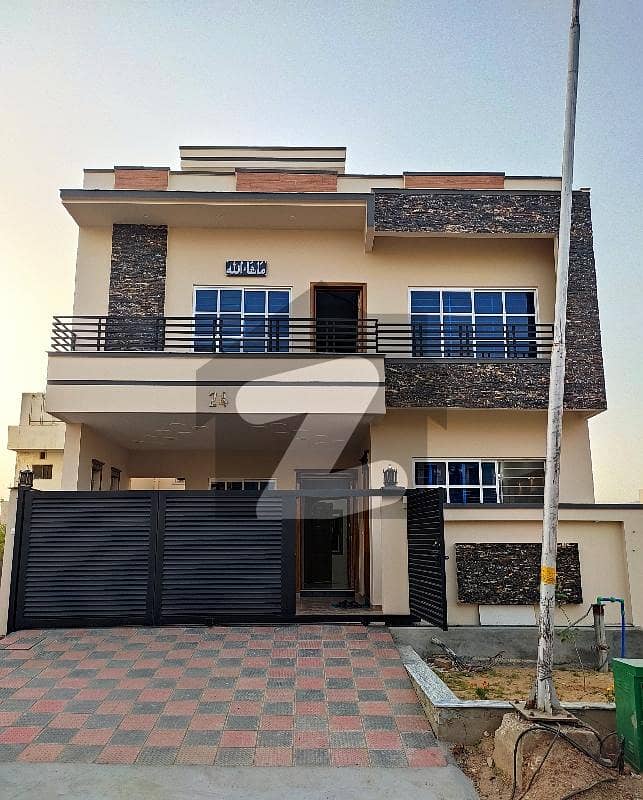 30x60 Ground Portion For Rent In G13 30x60 Ground Portion For Rent In G13