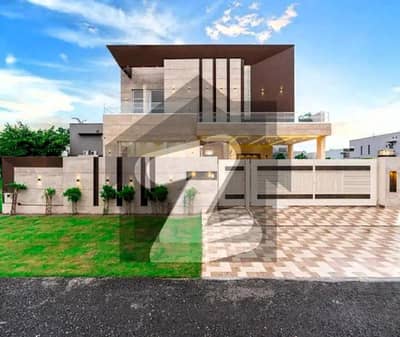 ڈی ایچ اے فیز 7 ڈیفنس (ڈی ایچ اے),لاہور میں 5 کمروں کا 1 کنال مکان 2.5 لاکھ میں کرایہ پر دستیاب ہے۔