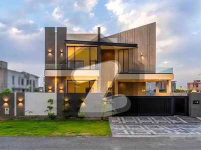 ڈی ایچ اے فیز 7 ڈیفنس (ڈی ایچ اے),لاہور میں 5 کمروں کا 1 کنال مکان 2.6 لاکھ میں کرایہ پر دستیاب ہے۔