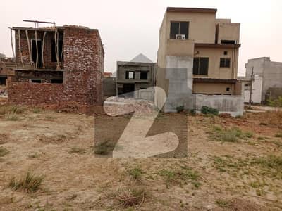 پنجاب گورنمنٹ سرونٹ ہاؤسنگ فاؤنڈیشن (پی جی ایس ایچ ایف) راولپنڈی میں 5 مرلہ رہائشی پلاٹ 65.0 لاکھ میں برائے فروخت۔