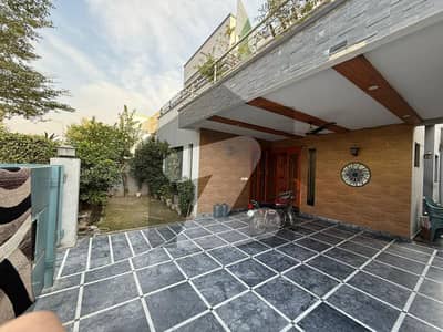 4 Beds 10 Marla Double Unit House for Sale in Ex Air Avenue DHA Phase 8 Airport road Lahore.