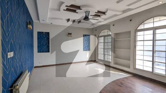 FOR RENT Renovated Triple Storey with Pool and Extra Land for Family & Company E_11/2