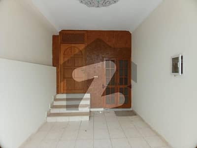 جی ۔ 11 اسلام آباد میں 5 کمروں کا 7 مرلہ مکان 6.25 کروڑ میں برائے فروخت۔