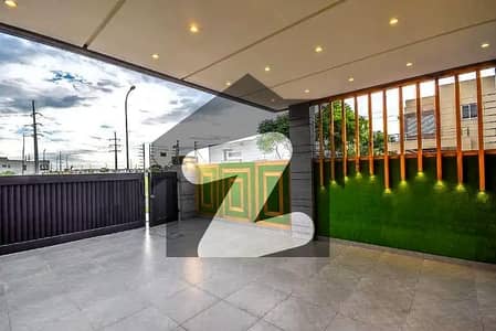 ڈی ایچ اے فیز 6 ڈیفنس (ڈی ایچ اے),لاہور میں 3 کمروں کا 1 کنال بالائی پورشن 85.0 ہزار میں کرایہ پر دستیاب ہے۔