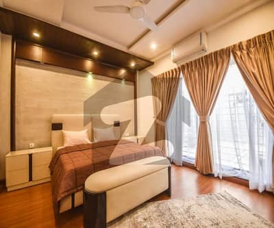 ڈی ایچ اے فیز 6 ڈیفنس (ڈی ایچ اے),لاہور میں 1 کنال کمرہ 40.0 ہزار میں کرایہ پر دستیاب ہے۔