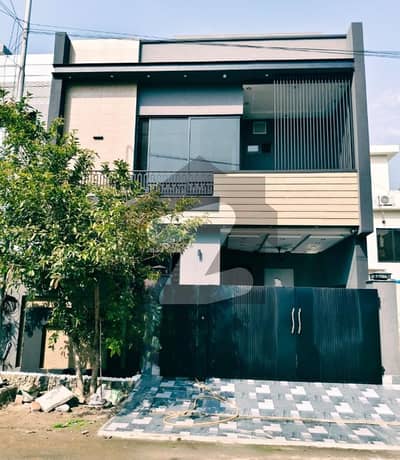 پارک ویو سٹی لاہور میں 4 کمروں کا 5 مرلہ مکان 2.0 کروڑ میں برائے فروخت۔