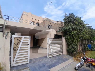 10 Marla Modern House For Rent in Dha Phase 5