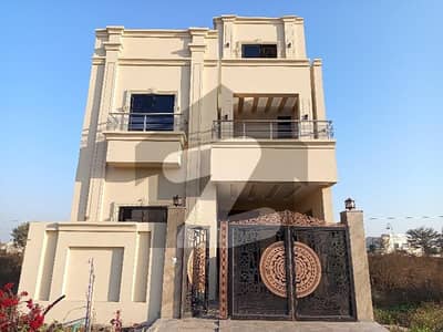 Good Location sale The Ideally Located House For An Incredible Price Of Pkr Rs. 17500000