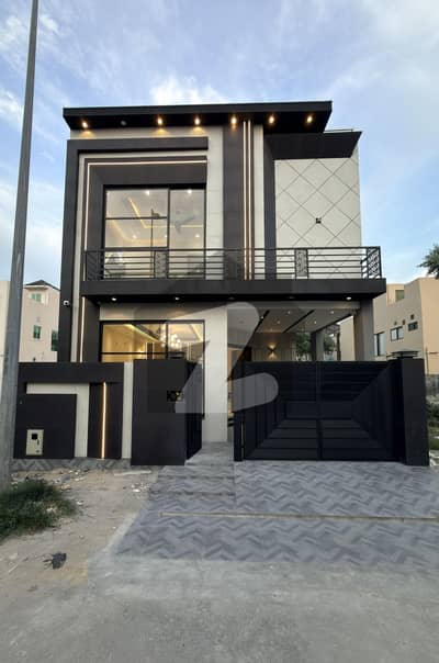 ڈی ایچ اے 11 رہبر فیز 2 ڈی ایچ اے 11 رہبر,لاہور میں 3 کمروں کا 5 مرلہ مکان 2.65 کروڑ میں برائے فروخت۔ ڈی ایچ اے 11 رہبر فیز 2 ڈی ایچ اے 11 رہبر,لاہور میں 3 کمروں کا 5 مرلہ مکان 2.65 کروڑ میں برائے فروخت۔