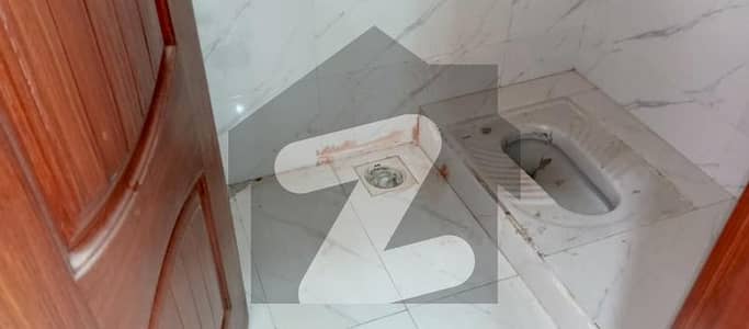 گرجہ روڈ راولپنڈی میں 3 کمروں کا 3 مرلہ مکان 46.0 لاکھ میں برائے فروخت۔