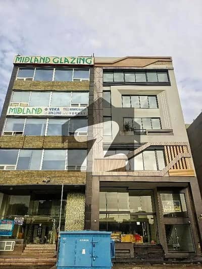 ڈی ایچ اے فیز 3 ڈیفنس (ڈی ایچ اے),لاہور میں 8 مرلہ دفتر 1.0 لاکھ میں کرایہ پر دستیاب ہے۔