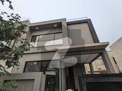 ڈی ایچ اے 9 ٹاؤن ڈیفنس (ڈی ایچ اے),لاہور میں 3 کمروں کا 5 مرلہ مکان 85.0 ہزار میں کرایہ پر دستیاب ہے۔