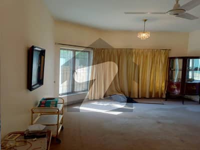 10 MARLA OLD SPANISH HOUSE For Sale in DHA phase 2 (CHEAP PRICE)