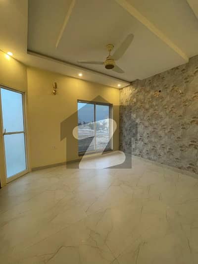 5 Marla Reasonable Budget House | Prime Block | Available For Sale In Lake City