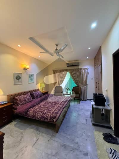 ڈی ایچ اے فیز 6 - بلاک ایف فیز 6,ڈیفنس (ڈی ایچ اے),لاہور میں 6 کمروں کا 1 کنال مکان 9.75 کروڑ میں برائے فروخت۔