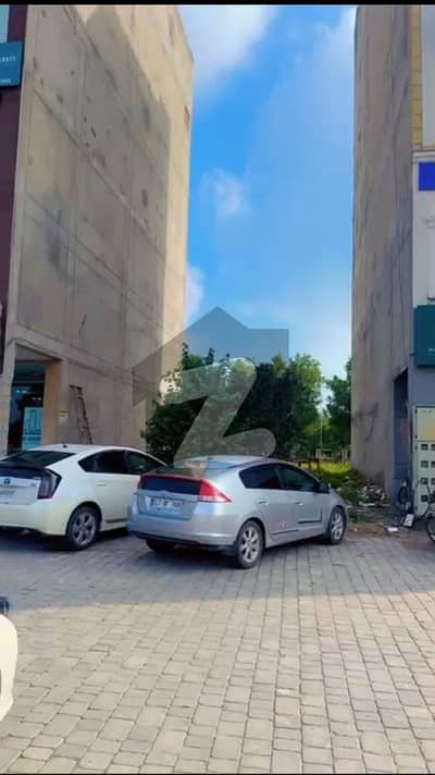 1 Kanal Luxury Plot In Golf Estate-2 Lake City Lahore | Elite Community | Rare Deal