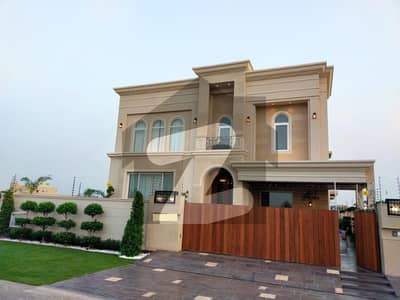 ڈی ایچ اے فیز 7 ڈیفنس (ڈی ایچ اے),لاہور میں 5 کمروں کا 1 کنال مکان 2.75 لاکھ میں کرایہ پر دستیاب ہے۔