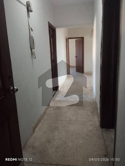 کلفٹن ۔ بلاک 2 کلفٹن,کراچی میں 3 کمروں کا 10 مرلہ فلیٹ 1.15 لاکھ میں کرایہ پر دستیاب ہے۔