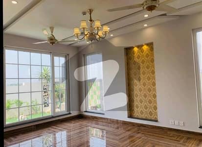 ڈی ایچ اے فیز 4 ڈیفنس (ڈی ایچ اے),لاہور میں 4 کمروں کا 10 مرلہ مکان 1.7 لاکھ میں کرایہ پر دستیاب ہے۔