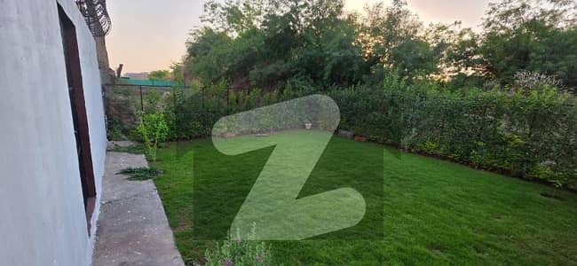 Hot Deal In Ramadan.   5Maral Double Story House with 8 mrala extra land.