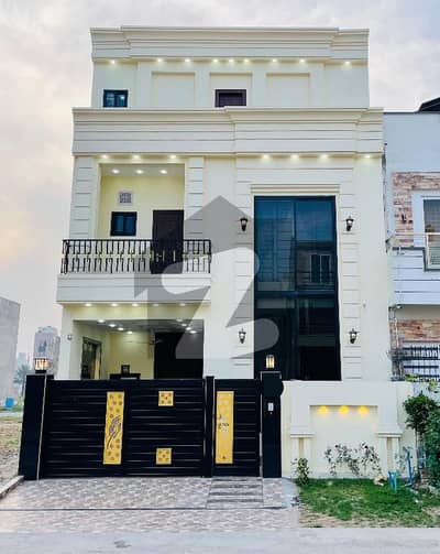 5 Marla Luxury Model Villa Available For Sale At Prime location near Park Citi Housing Gujranwala