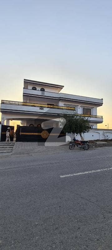 1 kanal Brand New Double story house