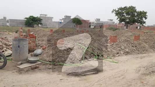 بحریہ ٹاؤن فیز 8 - بحریہ آرچرڈ بحریہ ٹاؤن فیز 8,بحریہ ٹاؤن راولپنڈی,راولپنڈی میں 1 کنال رہائشی پلاٹ 1.0 کروڑ میں برائے فروخت۔ بحریہ ٹاؤن فیز 8 - بحریہ آرچرڈ بحریہ ٹاؤن فیز 8,بحریہ ٹاؤن راولپنڈی,راولپنڈی میں 1 کنال رہائشی پلاٹ 1.0 کروڑ میں برائے فروخت۔