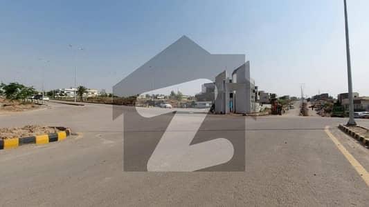 ڈی ایچ اے فیز 2 - سیکٹر ڈی ڈی ایچ اے ڈیفینس فیز 2,ڈی ایچ اے ڈیفینس,اسلام آباد میں 1 کنال رہائشی پلاٹ 4.75 کروڑ میں برائے فروخت۔ ڈی ایچ اے فیز 2 - سیکٹر ڈی ڈی ایچ اے ڈیفینس فیز 2,ڈی ایچ اے ڈیفینس,اسلام آباد میں 1 کنال رہائشی پلاٹ 4.75 کروڑ میں برائے فروخت۔