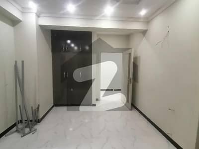 مکہ ٹاور ای ۔ 11,اسلام آباد میں 2 کمروں کا 5 مرلہ فلیٹ 1.45 کروڑ میں برائے فروخت۔