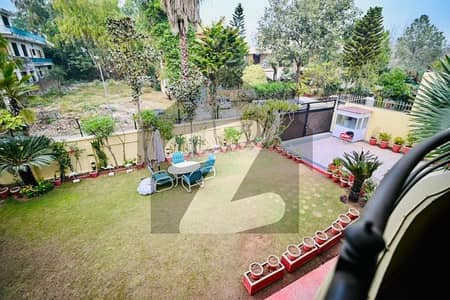 Brand New House Available For Rent In F-11 Size 1000 Sq Yds