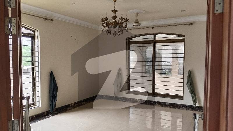 ایف ۔ 10 اسلام آباد میں 9 کمروں کا 1 کنال مکان 8.5 لاکھ میں کرایہ پر دستیاب ہے۔ ایف ۔ 10 اسلام آباد میں 9 کمروں کا 1 کنال مکان 8.5 لاکھ میں کرایہ پر دستیاب ہے۔