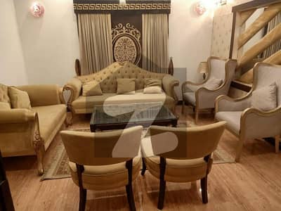 بحریہ ٹاؤن سیکٹر سی بحریہ ٹاؤن,لاہور میں 5 کمروں کا 10 مرلہ مکان 2.3 لاکھ میں کرایہ پر دستیاب ہے۔