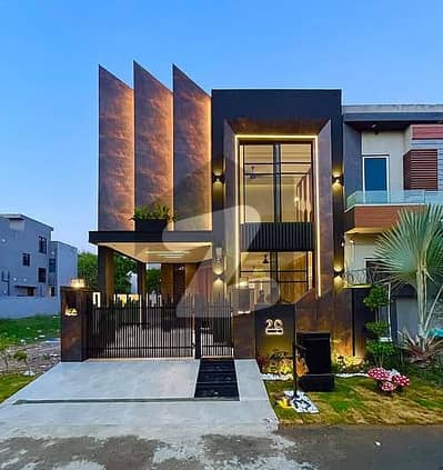 پارک ویو سٹی لاہور میں 4 کمروں کا 5 مرلہ مکان 1.6 کروڑ میں برائے فروخت۔