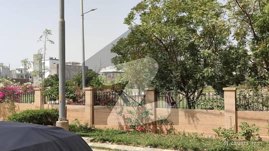 SOOMRA CO-OPERATIVE HOUSING SOCIETY PLOT FOR SALE