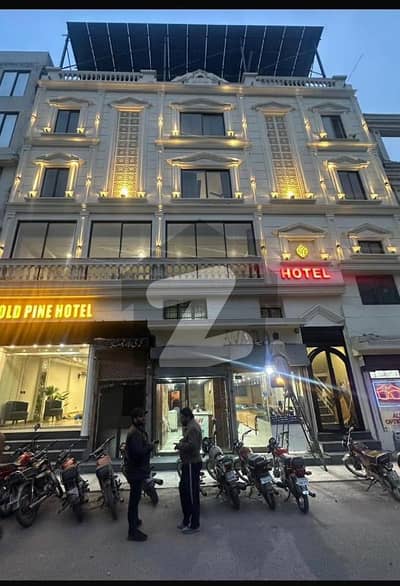 ایم ایم عالم روڈ گلبرگ,لاہور میں 3 مرلہ Studio بالائی پورشن 4.0 لاکھ میں کرایہ پر دستیاب ہے۔