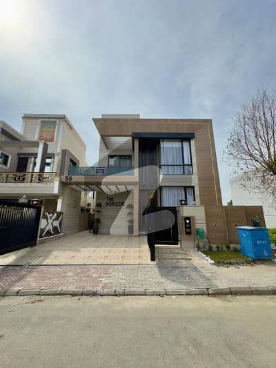 بحریہ آرچرڈ فیز 1 بحریہ آرچرڈ,لاہور میں 5 کمروں کا 10 مرلہ مکان 4.5 کروڑ میں برائے فروخت۔