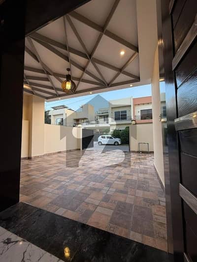 7.5 Marla House in buch villas Multan Brand new condition