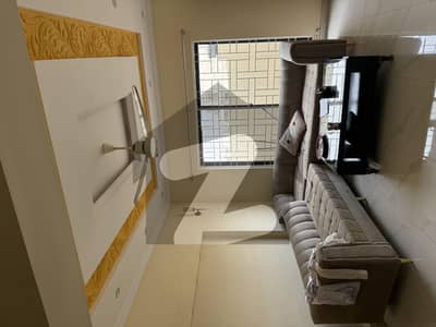 BRAND NEW PRIME LOCATION 10 MARLA HOUSE FOR RENT